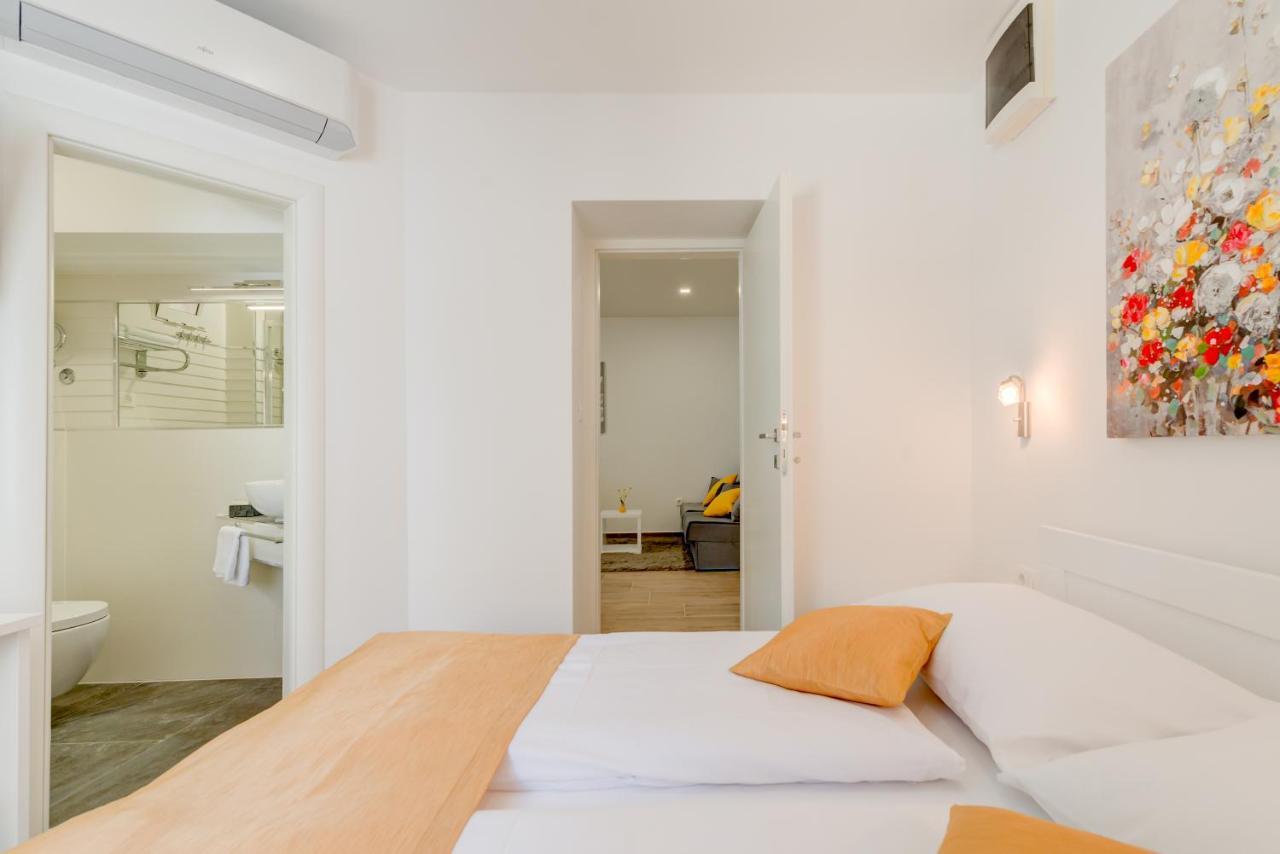 Apartments Villa Tudor 1 Hvar Town Exteriör bild