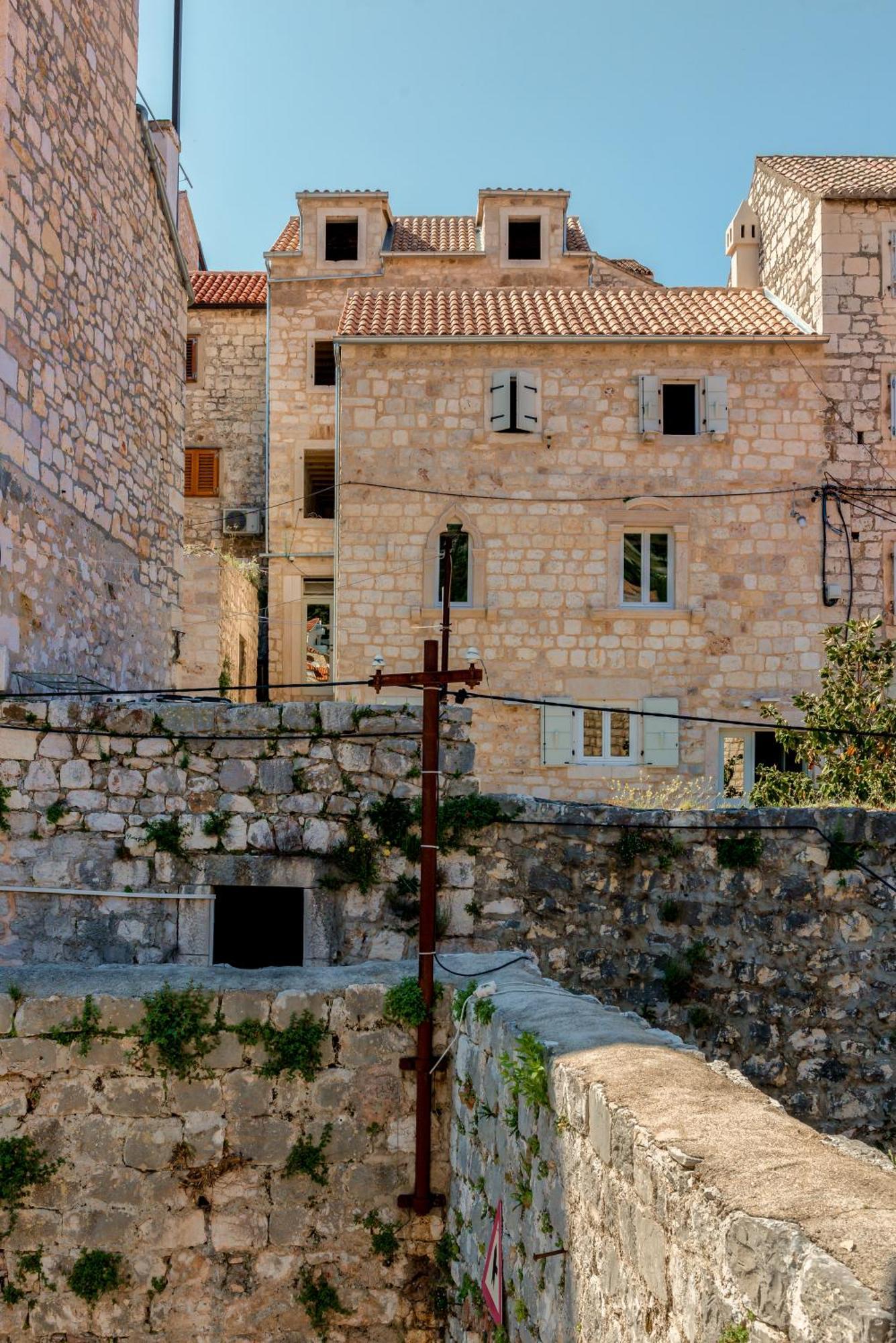 Apartments Villa Tudor 1 Hvar Town Exteriör bild